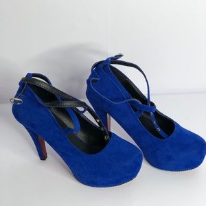 Gorgeous Navy Blue high heels - size 7